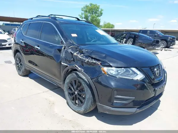 5N1AT2MT8JC849588 2018 NISSAN ROGUE - Image 1