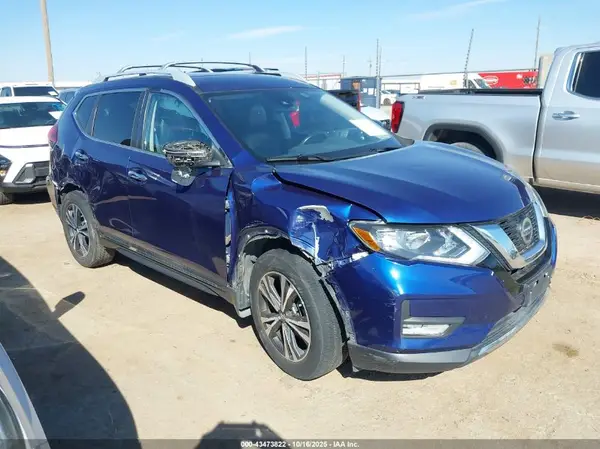 5N1AT2MT8JC851986 2018 NISSAN ROGUE - Image 1