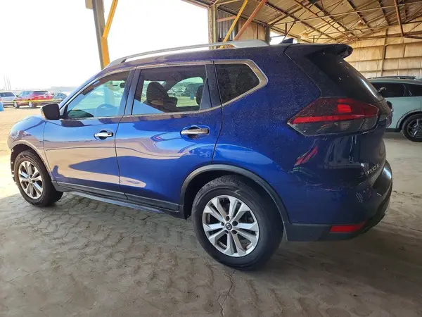 5N1AT2MT8JC852247 2018 NISSAN ROGUE - Image 2