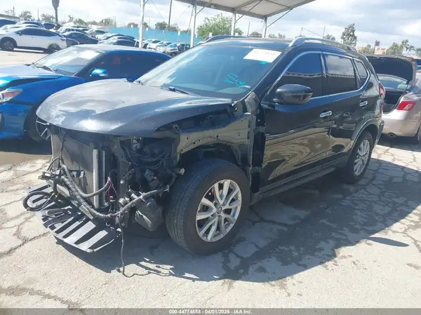 5N1AT2MT8KC703712 2019 NISSAN ROGUE - Image 2