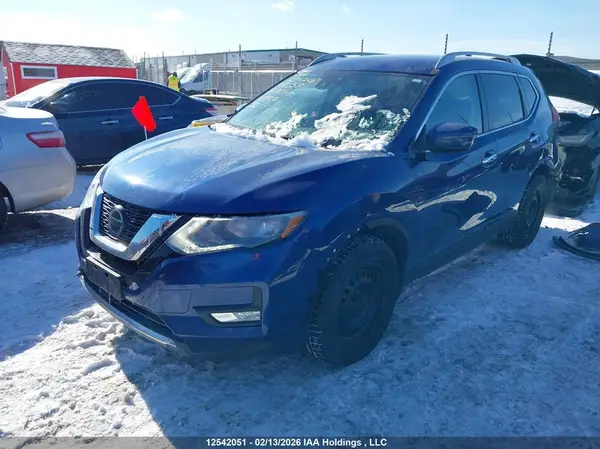 5N1AT2MT8KC713558 2019 NISSAN ROGUE - Image 2
