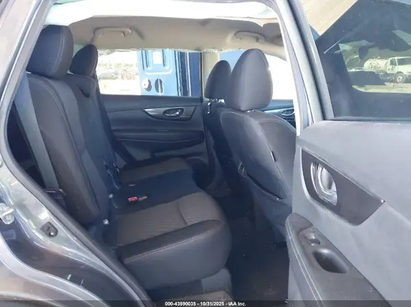 5N1AT2MT8KC730215 2019 NISSAN ROGUE - Image 8