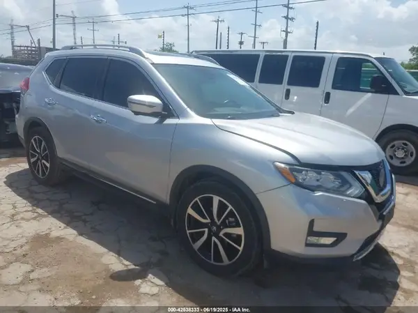 5N1AT2MT8KC744423 2019 NISSAN ROGUE - Image 1