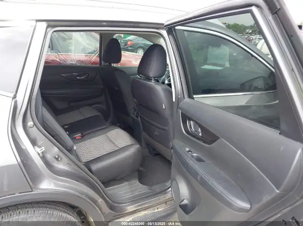 5N1AT2MT8KC766342 2019 NISSAN ROGUE - Image 8