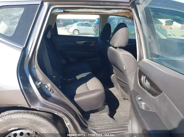 5N1AT2MT8KC770732 2019 NISSAN ROGUE - Image 8