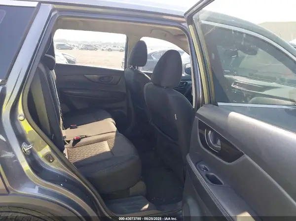 5N1AT2MT8KC785537 2019 NISSAN ROGUE - Image 8