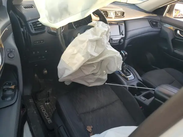 5N1AT2MT8KC798952 2019 NISSAN ROGUE - Image 8