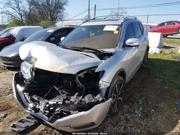 5N1AT2MT8KC817709 2019 NISSAN ROGUE - Image 2