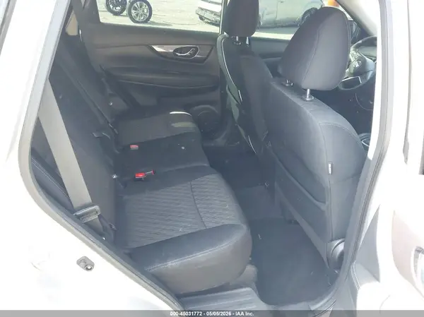5N1AT2MT8KC828273 2019 NISSAN ROGUE - Image 8