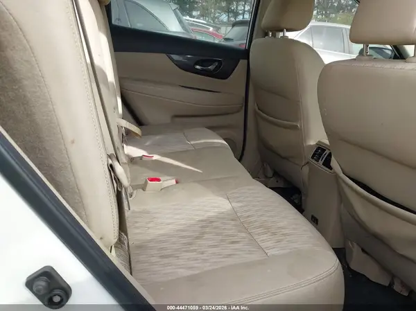 5N1AT2MT8KC837653 2019 NISSAN ROGUE - Image 8