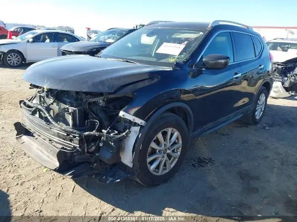 5N1AT2MT8LC718213 2020 NISSAN ROGUE - Image 2