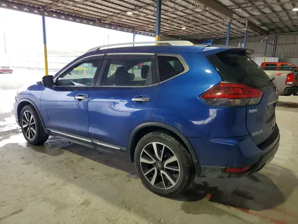 5N1AT2MT8LC742690 2020 NISSAN ROGUE - Image 2