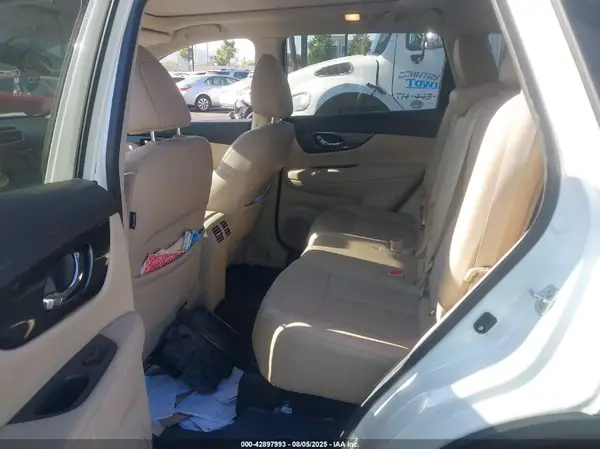 5N1AT2MT9GC733230 2016 NISSAN ROGUE - Image 8