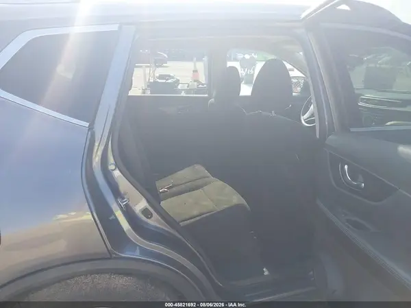 5N1AT2MT9GC841024 2016 NISSAN ROGUE - Image 8