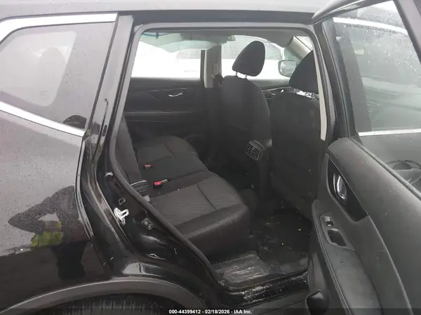 5N1AT2MT9HC740602 2017 NISSAN ROGUE - Image 8