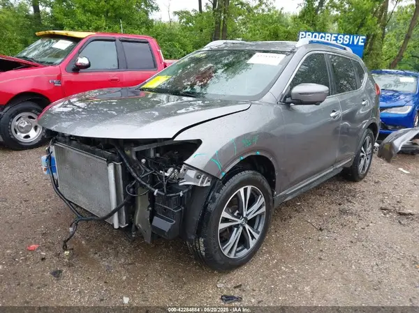 5N1AT2MT9HC747002 2017 NISSAN ROGUE - Image 2