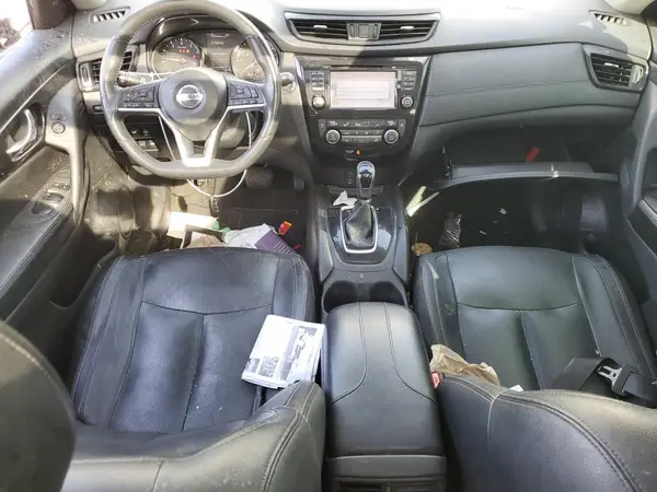 5N1AT2MT9HC751048 2017 NISSAN ROGUE - Image 8