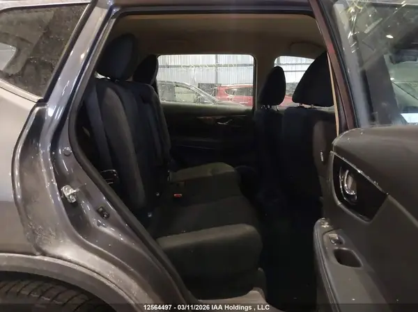 5N1AT2MT9HC751583 2017 NISSAN ROGUE - Image 8