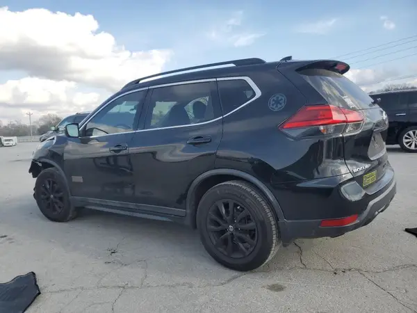 5N1AT2MT9HC761577 2017 NISSAN ROGUE - Image 2