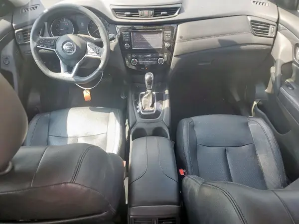 5N1AT2MT9HC761580 2017 NISSAN ROGUE - Image 8