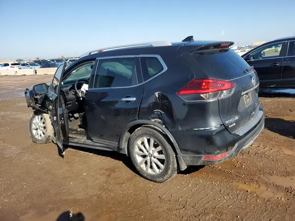 5N1AT2MT9HC763457 2017 NISSAN ROGUE - Image 2