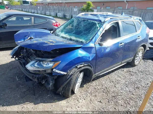 5N1AT2MT9HC768769 2017 NISSAN ROGUE - Image 2