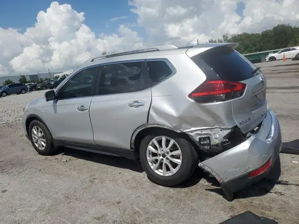 5N1AT2MT9HC769064 2017 NISSAN ROGUE - Image 2