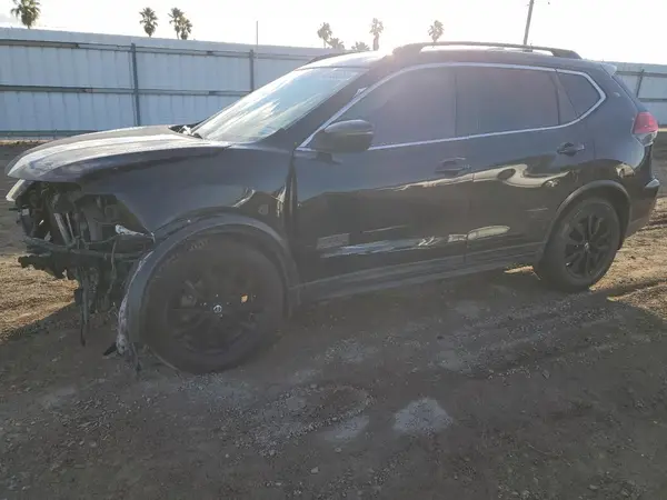 5N1AT2MT9HC770036 2017 NISSAN ROGUE - Image 1