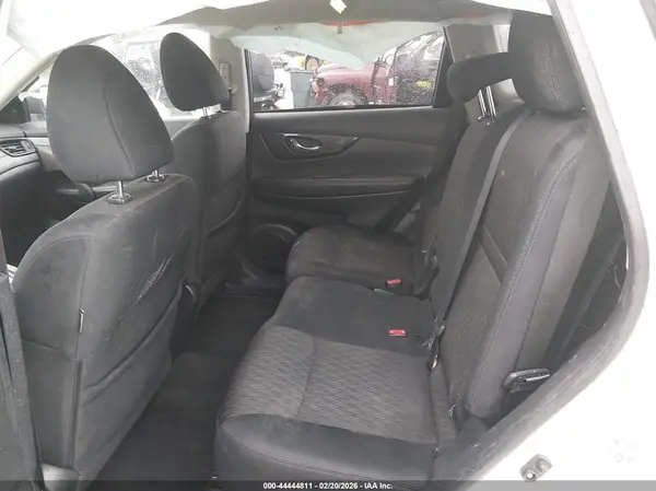5N1AT2MT9HC771803 2017 NISSAN ROGUE - Image 8