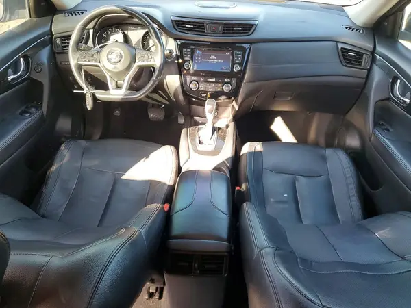 5N1AT2MT9HC772563 2017 NISSAN ROGUE - Image 8