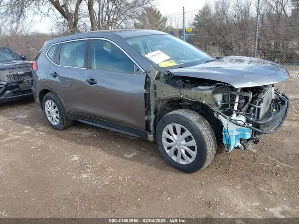 5N1AT2MT9HC773762 2017 NISSAN ROGUE - Image 1