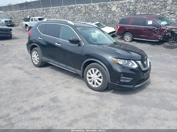 5N1AT2MT9HC777942 2017 NISSAN ROGUE - Image 1