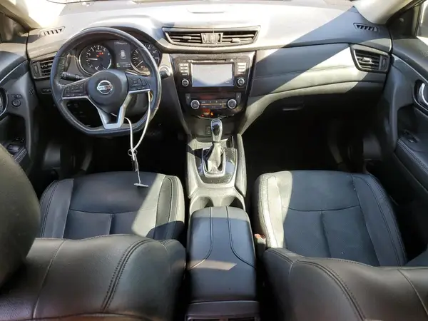5N1AT2MT9HC784325 2017 NISSAN ROGUE - Image 8