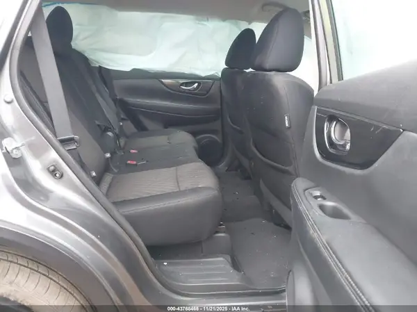 5N1AT2MT9HC790593 2017 NISSAN ROGUE - Image 8