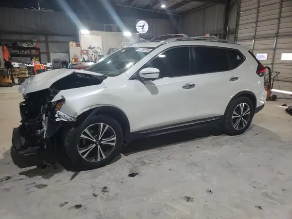 5N1AT2MT9HC799889 2017 NISSAN ROGUE - Image 1