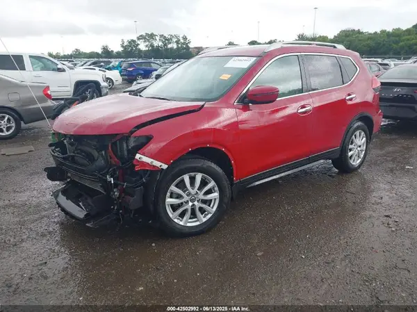 5N1AT2MT9HC800491 2017 NISSAN ROGUE - Image 2