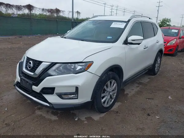 5N1AT2MT9HC805433 2017 NISSAN ROGUE - Image 2