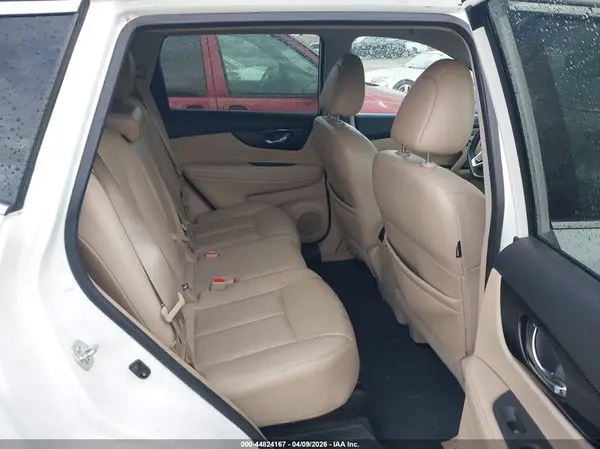 5N1AT2MT9HC805433 2017 NISSAN ROGUE - Image 8