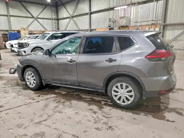 5N1AT2MT9HC809210 2017 NISSAN ROGUE - Image 2