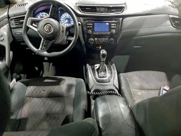 5N1AT2MT9HC809210 2017 NISSAN ROGUE - Image 8