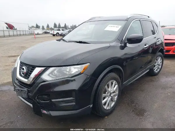 5N1AT2MT9HC816741 2017 NISSAN ROGUE - Image 2