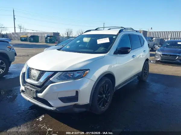 5N1AT2MT9HC826783 2017 NISSAN ROGUE - Image 2