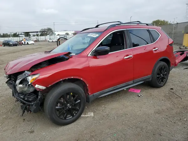 5N1AT2MT9HC832132 2017 NISSAN ROGUE - Image 1
