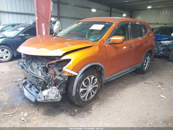 5N1AT2MT9HC839811 2017 NISSAN ROGUE - Image 2