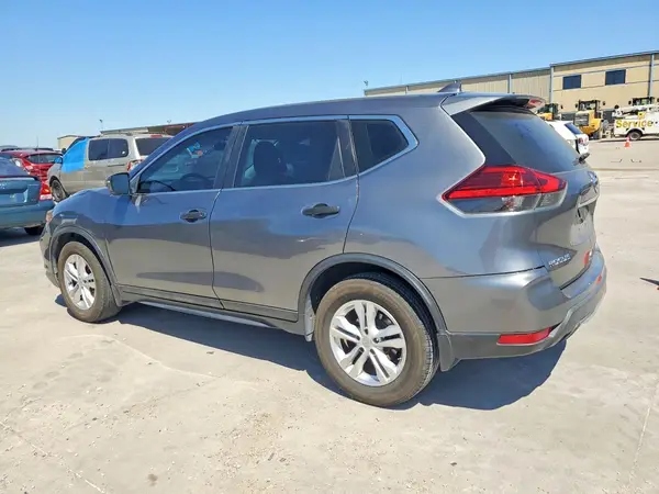 5N1AT2MT9HC846757 2017 NISSAN ROGUE - Image 2