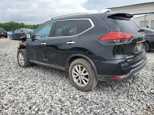 5N1AT2MT9HC858164 2017 NISSAN ROGUE - Image 2