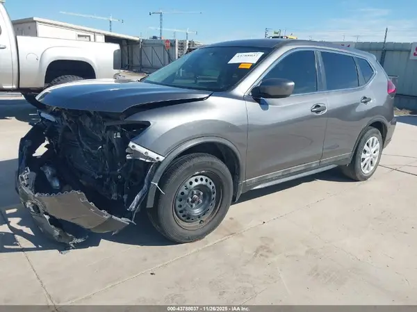 5N1AT2MT9HC860433 2017 NISSAN ROGUE - Image 2