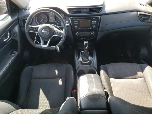 5N1AT2MT9HC866913 2017 NISSAN ROGUE - Image 8