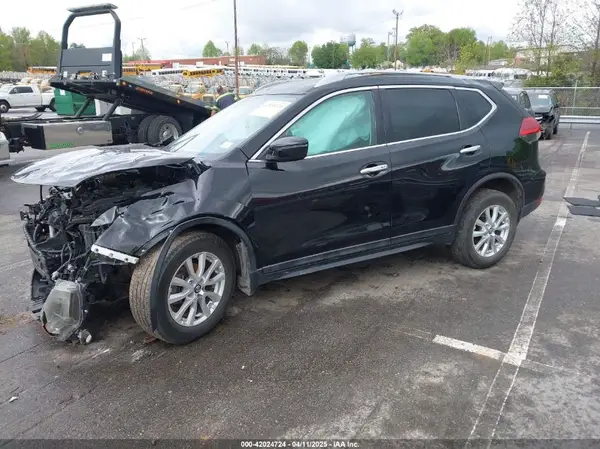 5N1AT2MT9HC869231 2017 NISSAN ROGUE - Image 2