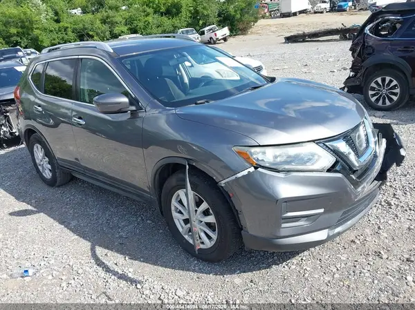 5N1AT2MT9HC869519 2017 NISSAN ROGUE - Image 1